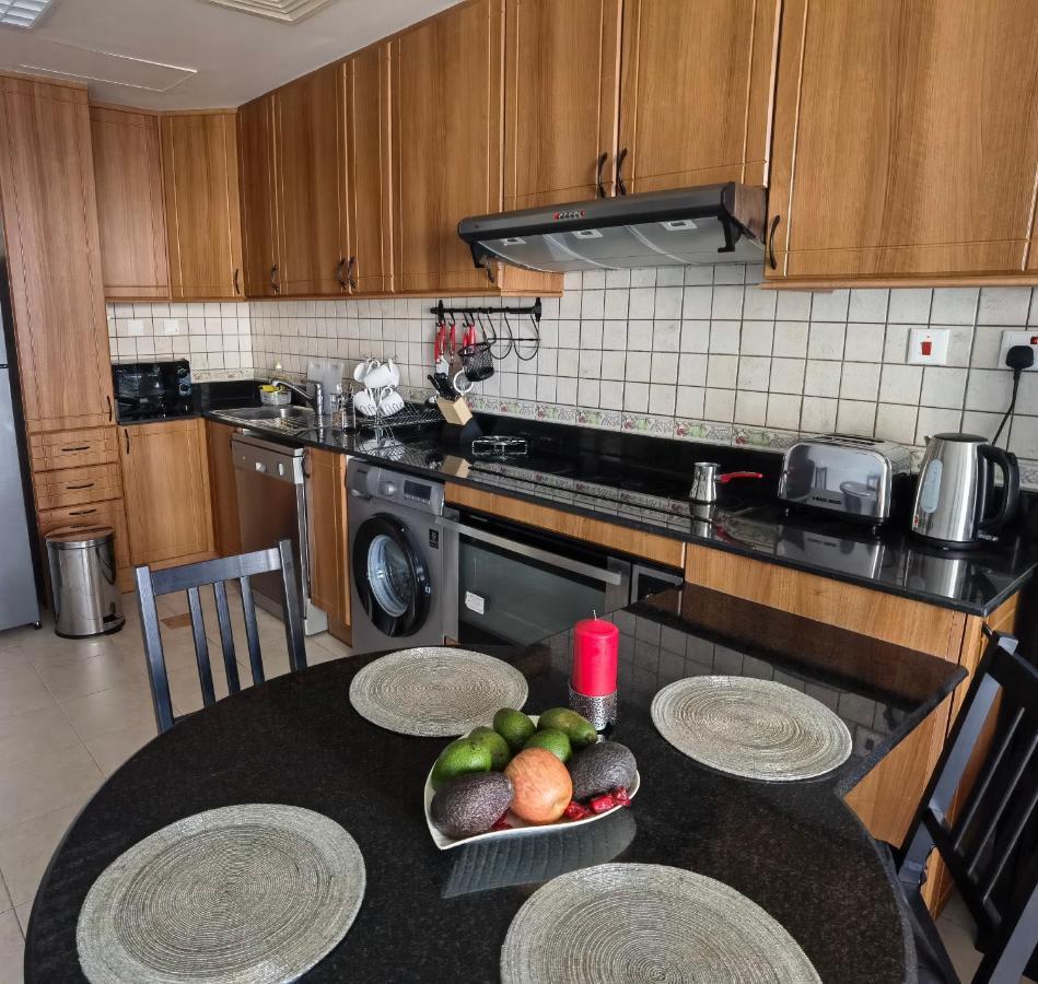 Serenity 3Br Palm View In Marina Apartment Дубай Екстериор снимка