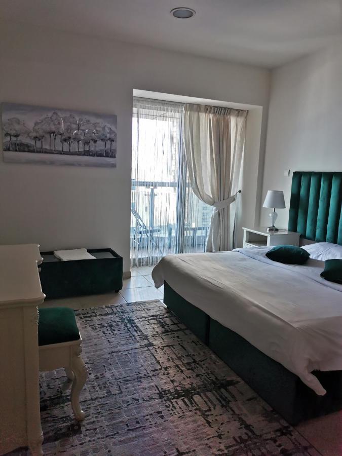 Serenity 3Br Palm View In Marina Apartment Дубай Екстериор снимка